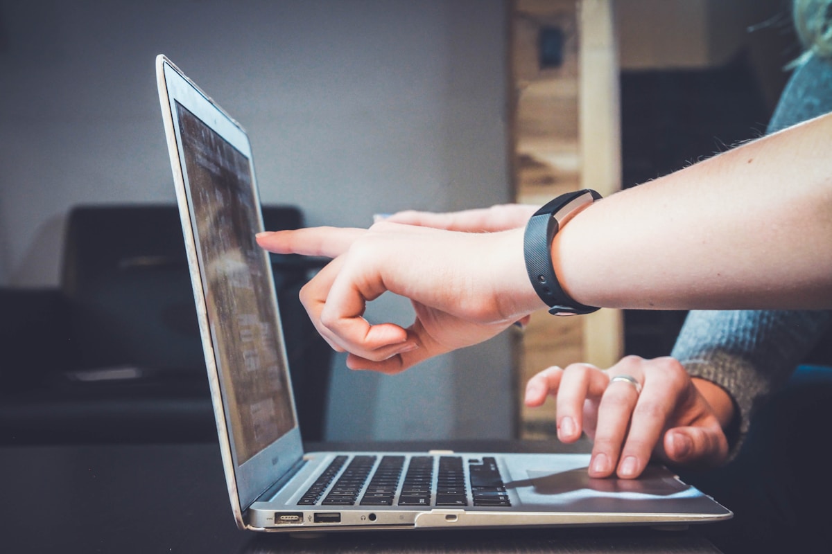 Como escolher a plataforma de e-commerce ideal para seu negócio